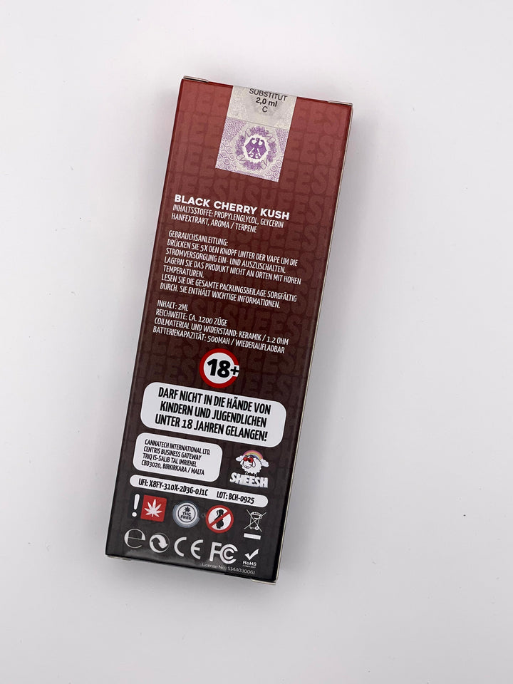SHEESH Vape Black Cherry Kush 1200 Züge
Mesh Coil Vape Black Cherry Kush
SHEESH Einweg Vape Black Cherry Kush 2 ml
